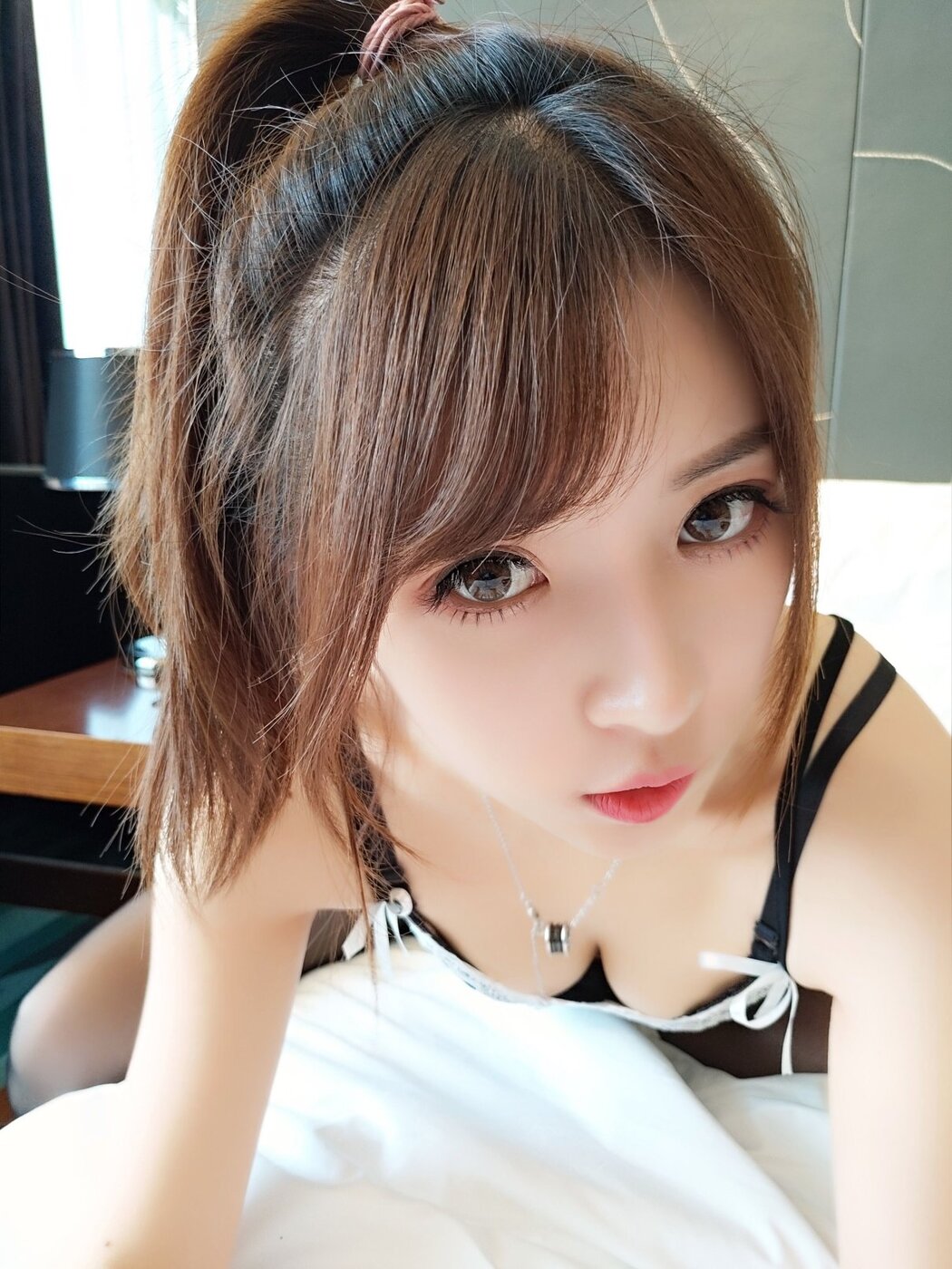Coser@小女巫露娜 Vol.018 黑色吊带裙
