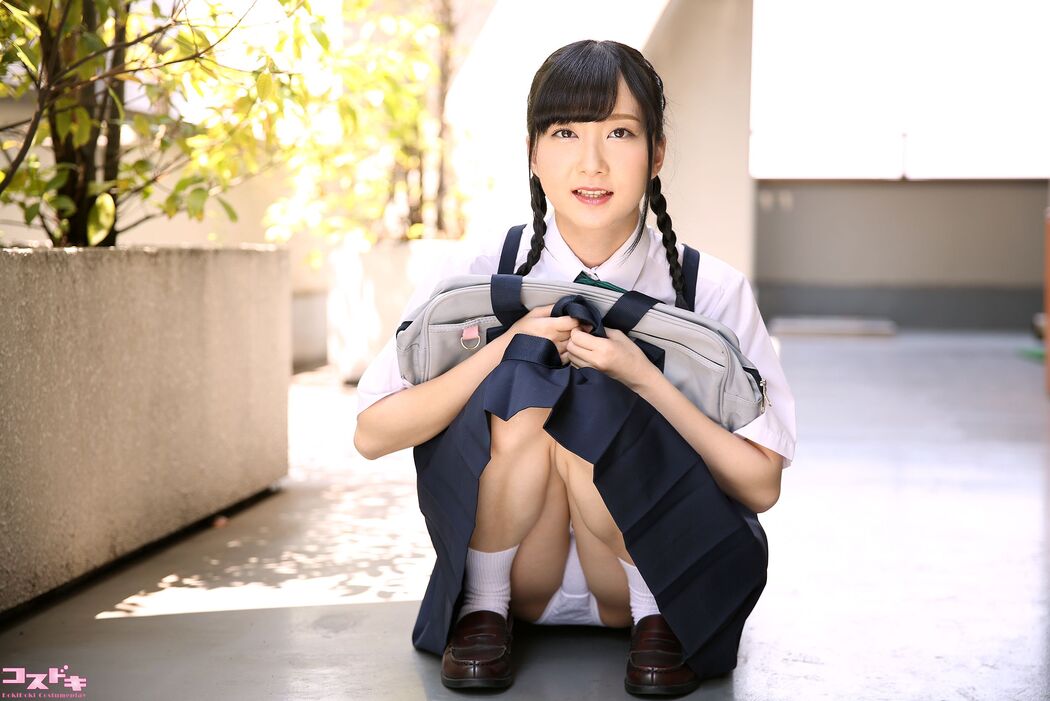 Amane Yayoi amaneyayoi_pic_seifuku1 [Cosdoki]
