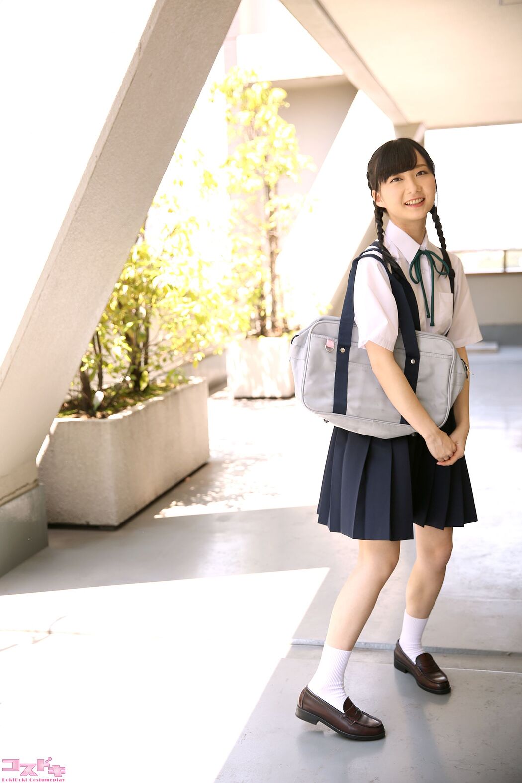 Amane Yayoi amaneyayoi_pic_seifuku1 [Cosdoki]