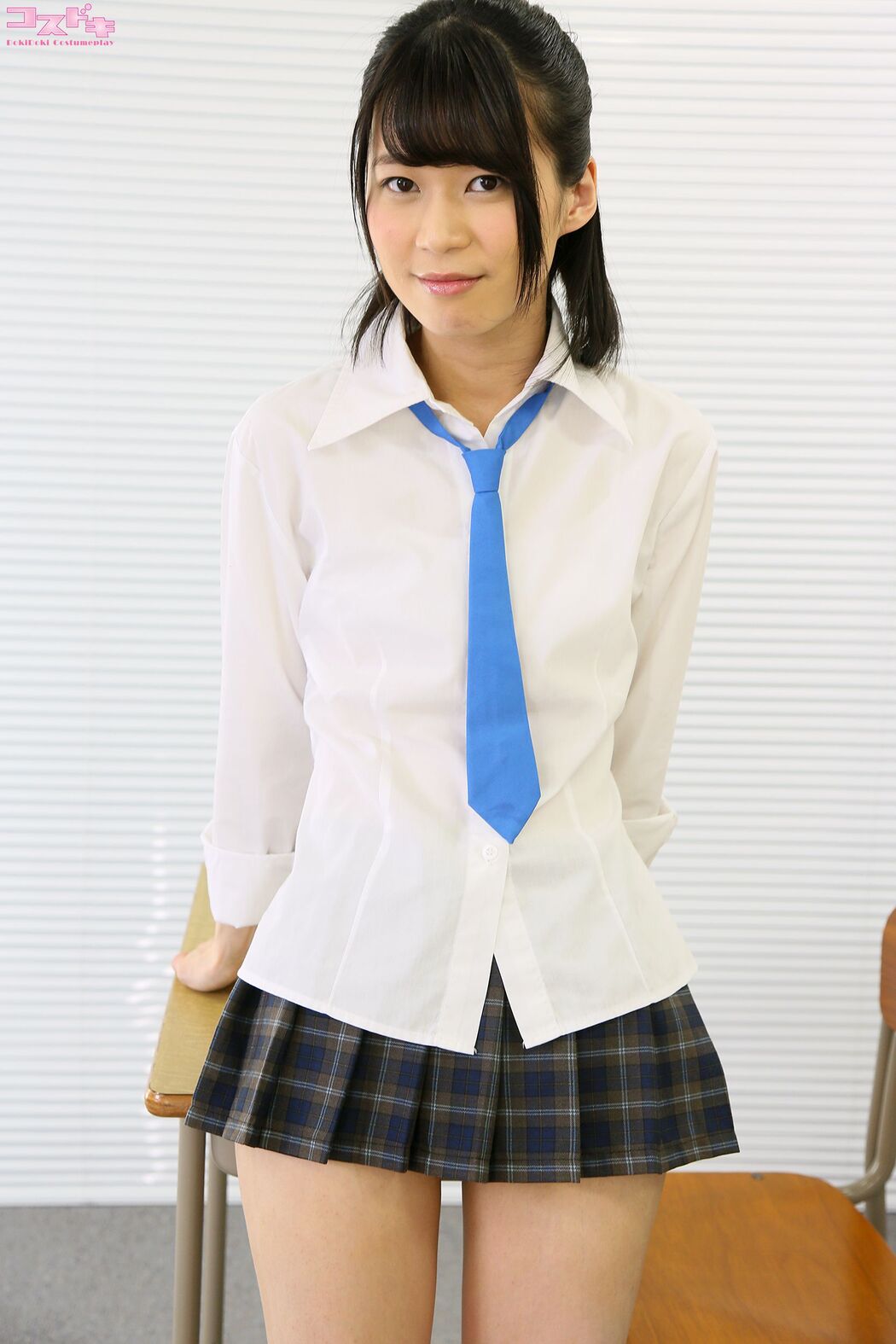 Ami Morisaki morisakiami_pic_seifuku1 [Cosdoki]