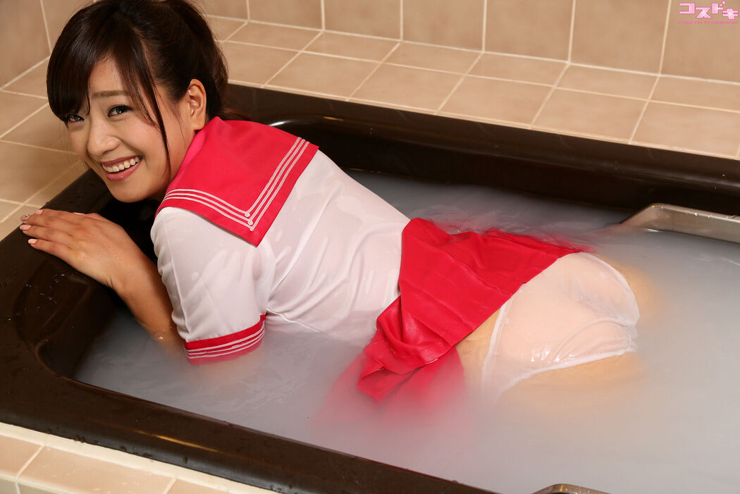 [Cosdoki] Yuri Amano Amano Yuri amanoyuri2_pic_bathroom1