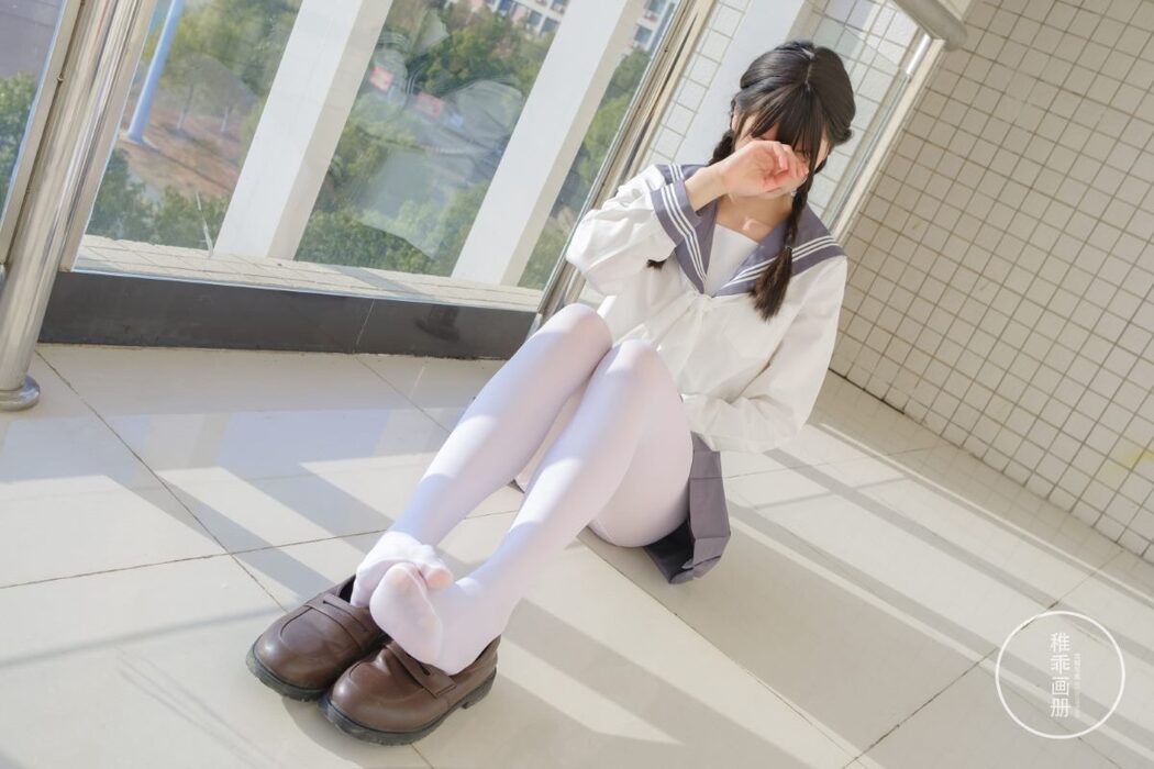 Coser@稚乖画册 Vol.003 晴空03 双马尾JK