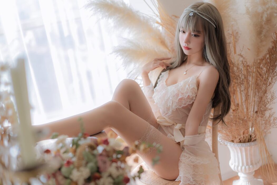 Coser@过期米线线喵 Vol.123 凡尔赛公主
