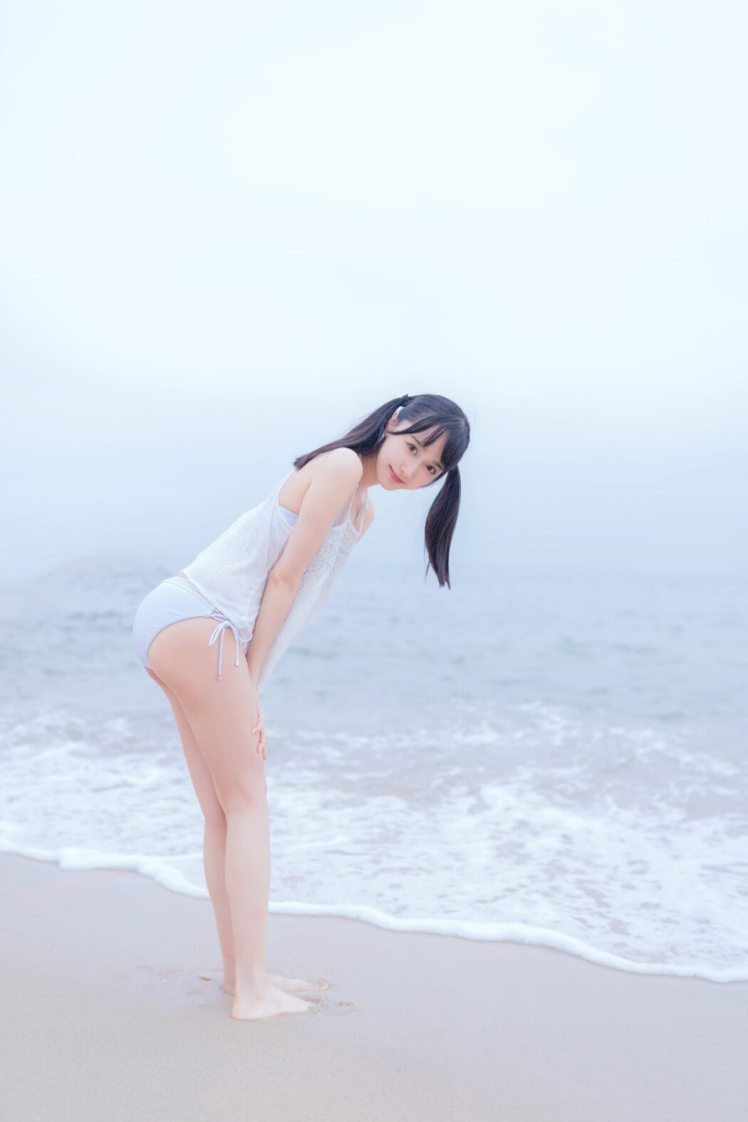Coser@木绵绵OwO Vol.024 海边白色比基尼电子版