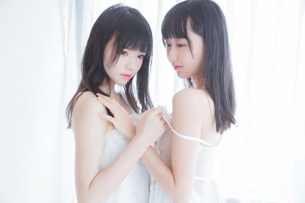 Coser@木绵绵OwO Vol.023 朝 白裙 and 白裙