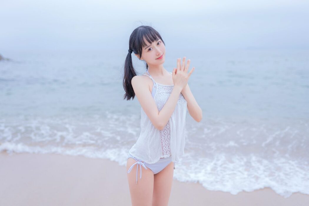 Coser@木绵绵OwO Vol.024 海边白色比基尼电子版