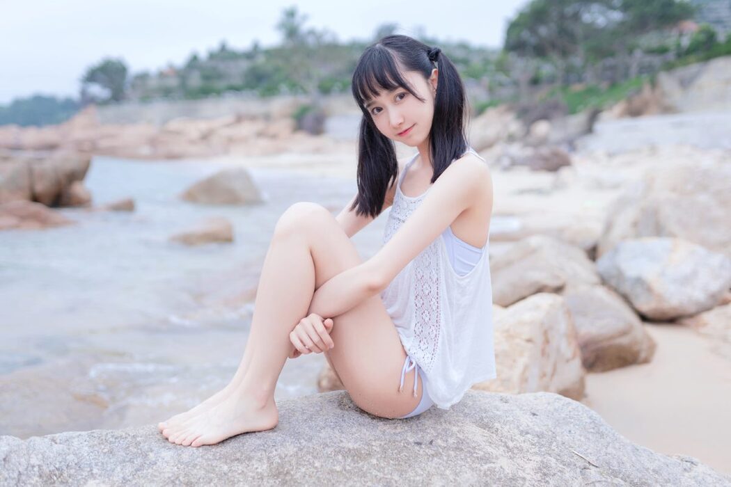 Coser@木绵绵OwO Vol.024 海边白色比基尼电子版