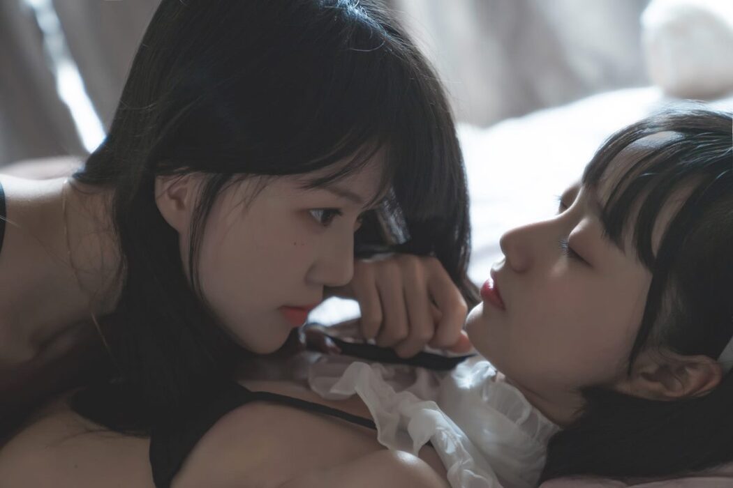 Coser@木绵绵OwO Vol.002 暮 黑裙 妹抖