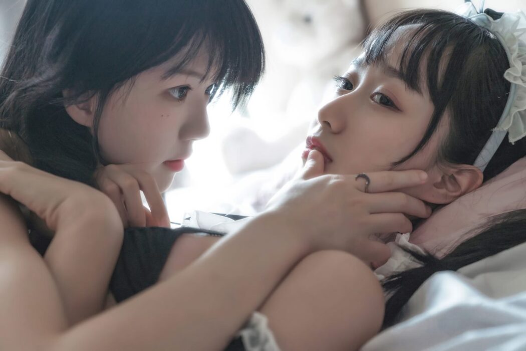Coser@木绵绵OwO Vol.002 暮 黑裙 妹抖