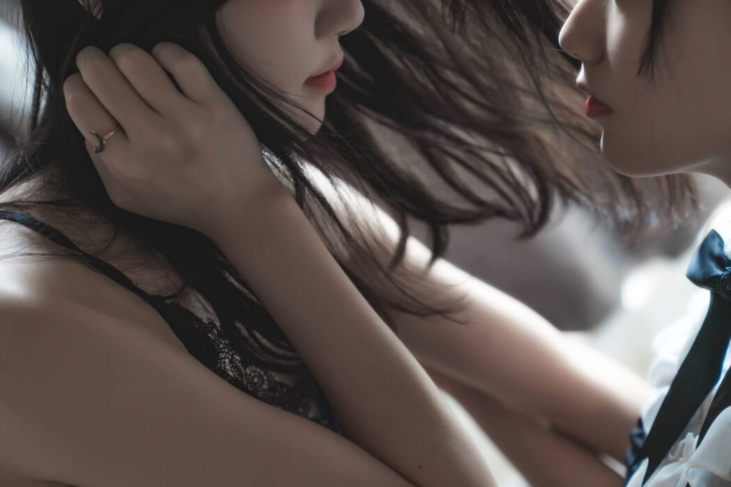 Coser@木绵绵OwO Vol.002 暮 黑裙 妹抖