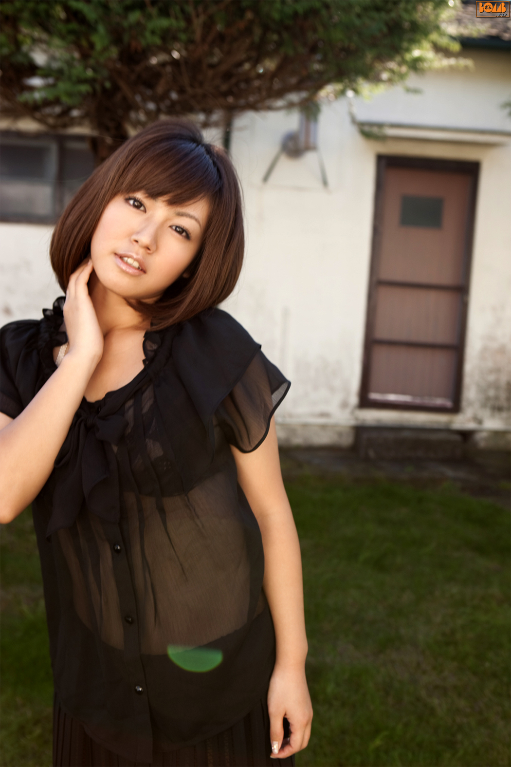 [Bomb.TV] March 2011 issue Sayaka Isoyama << No.1 added!