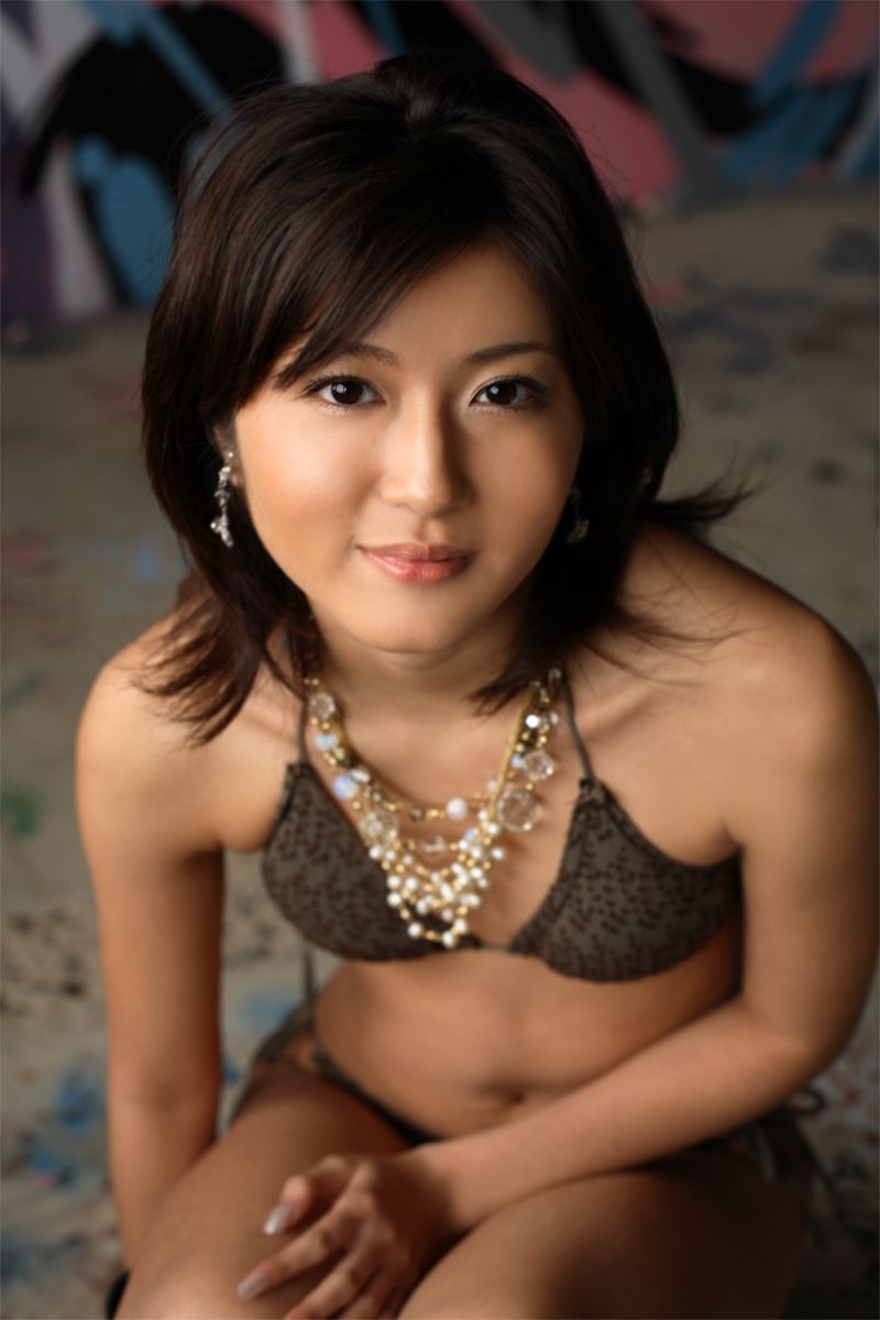 Matsuyama Mami/Matsuyama Asami "ダイヤルM" [For-side]