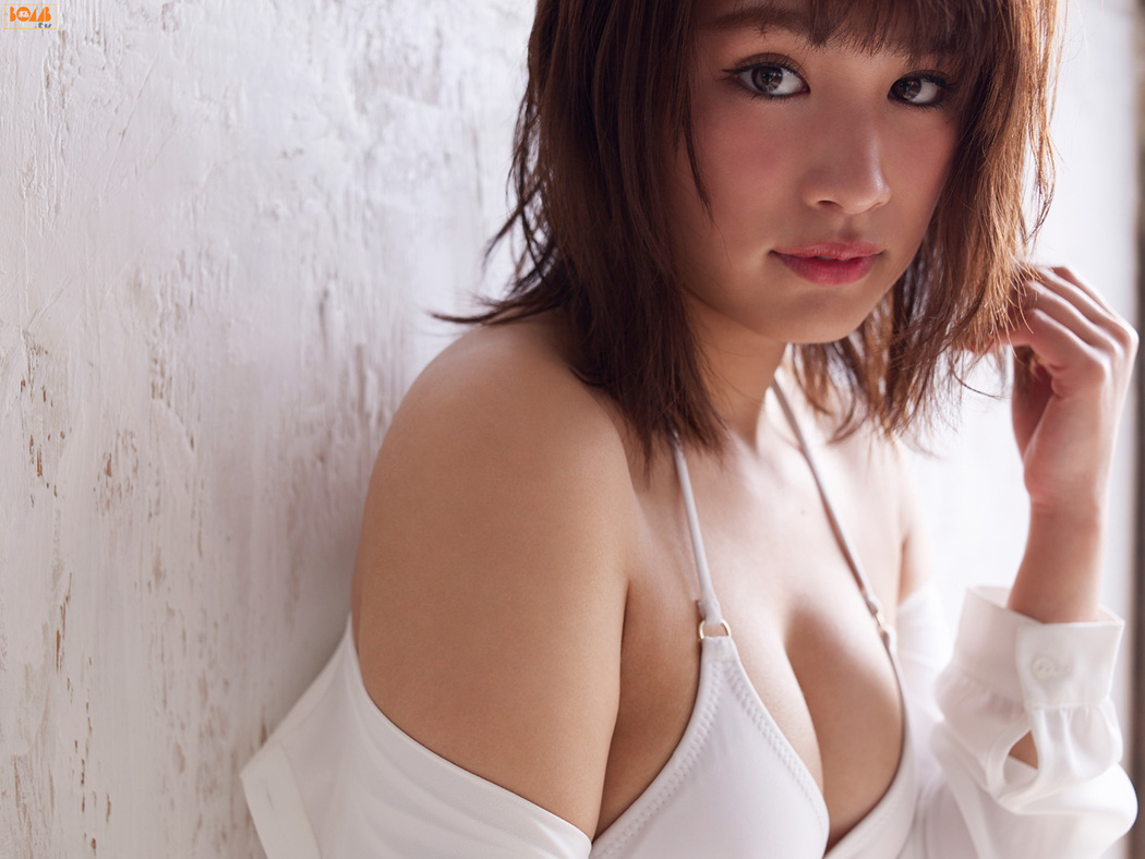 Ikumi Hisamatsu Ikumi Hisamatsu / Ikumi Hisamatsu [Bomb.TV] May 2016