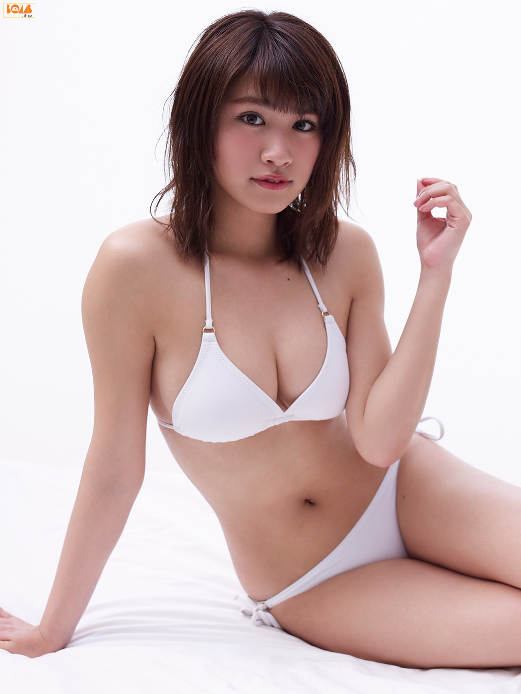 Ikumi Hisamatsu Ikumi Hisamatsu / Ikumi Hisamatsu [Bomb.TV] May 2016