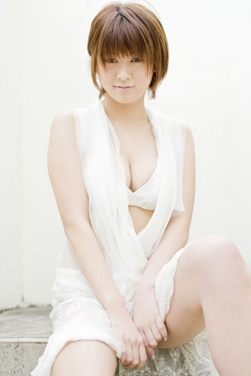 Yuka Kosaka "Yuka Days" [For-side]