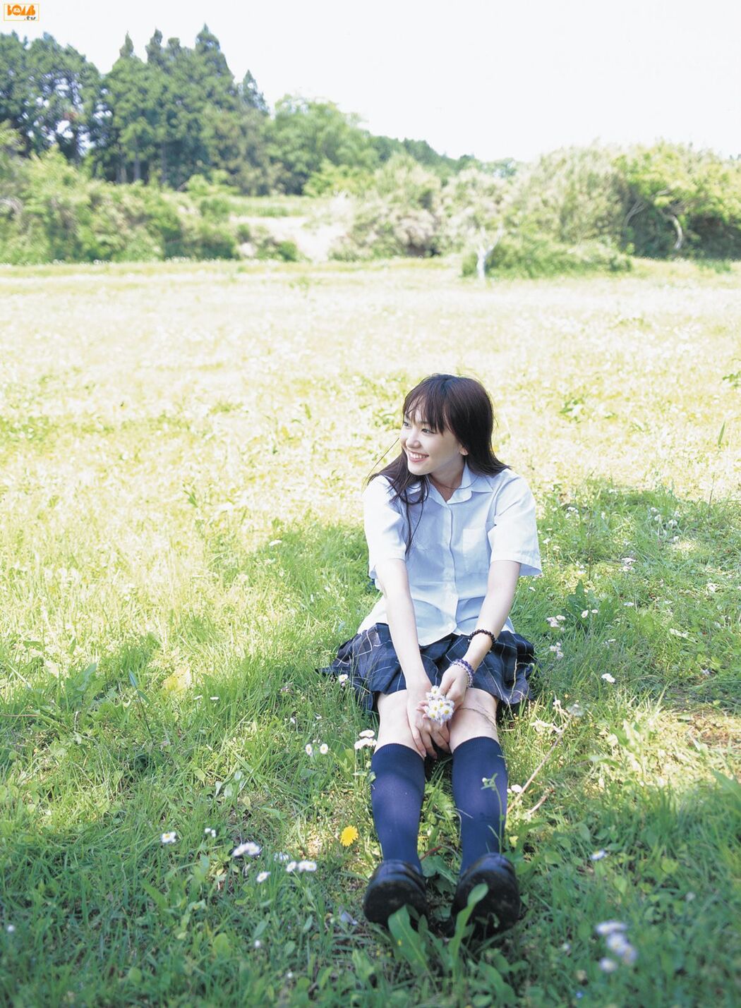 [Bomb.TV] July 2006 Yui Aragaki Yui Aragaki / Yui Aragaki