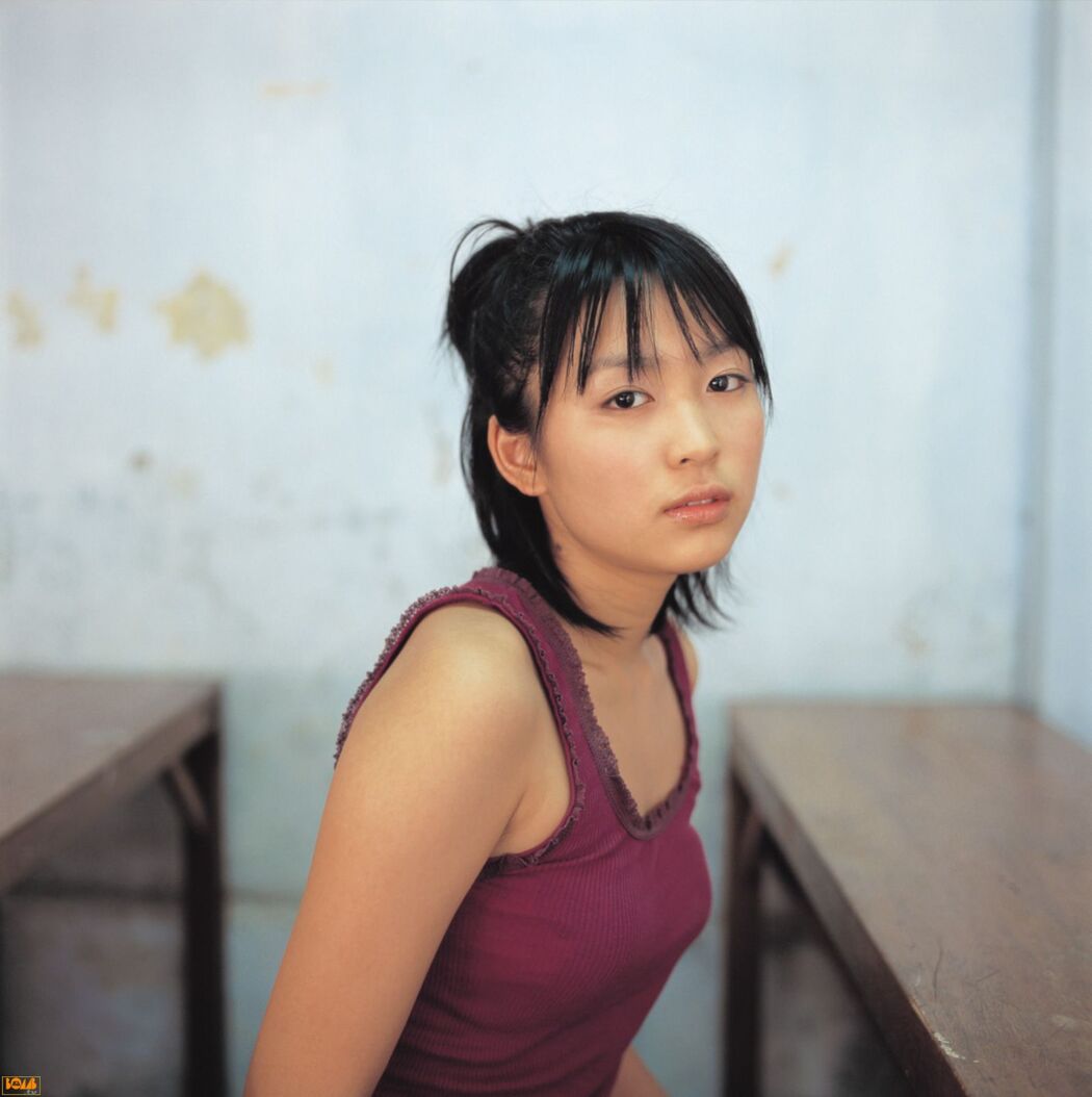 Kurokawa Mea in "Nina – Special Wallpaper" [Bomb.TV] December 2004 Cover Photo