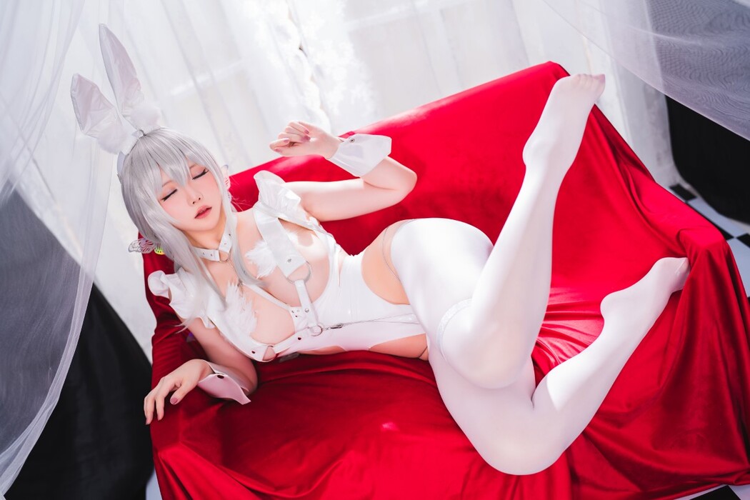 Coser@星之迟迟 Vol.118 恶毒慵懒的白兔