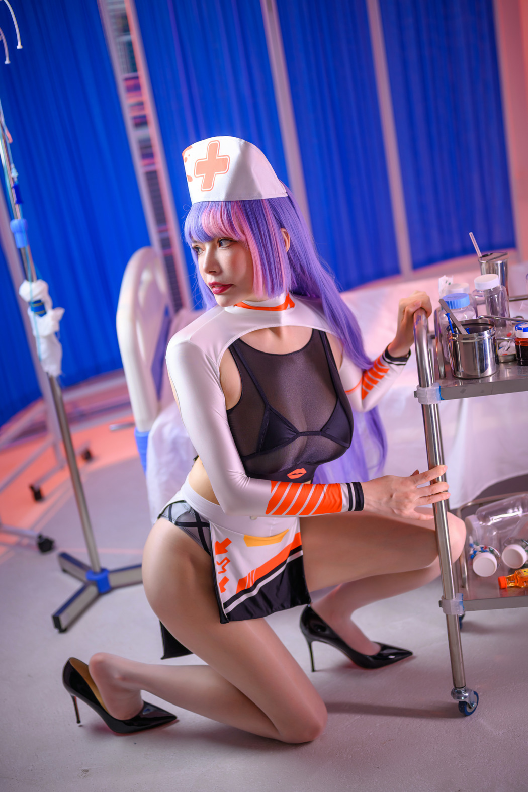 Coser@秋和柯基 Vol.075 专属护士