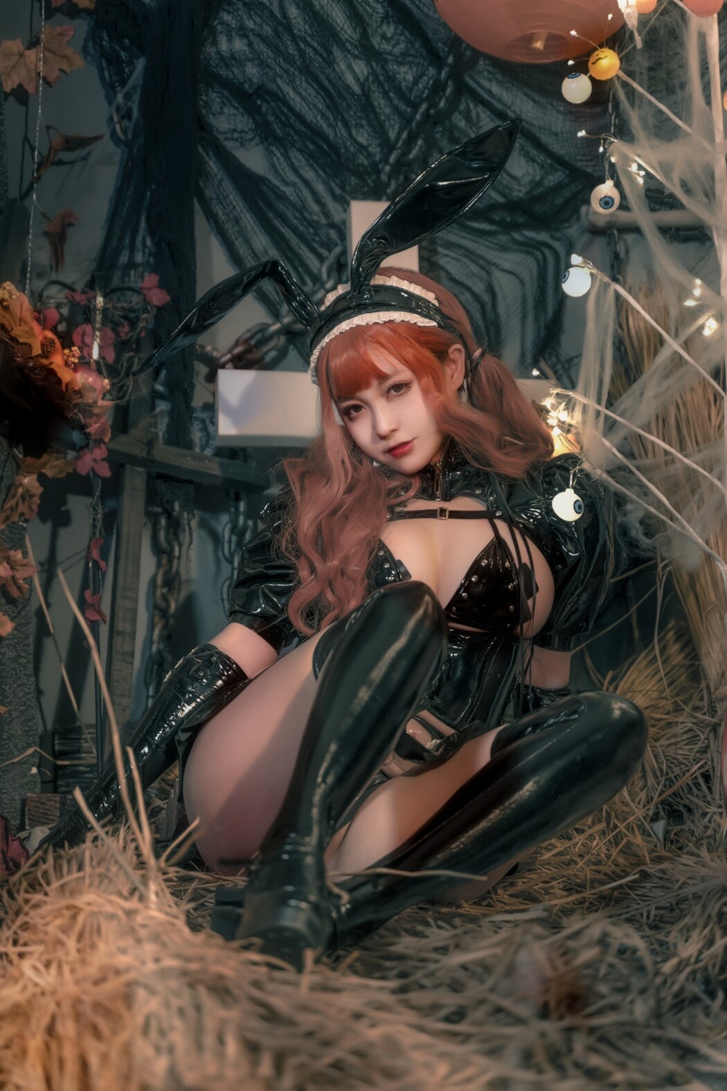 Coser@奇行家狗崽 Vol.011 漆皮黑兔