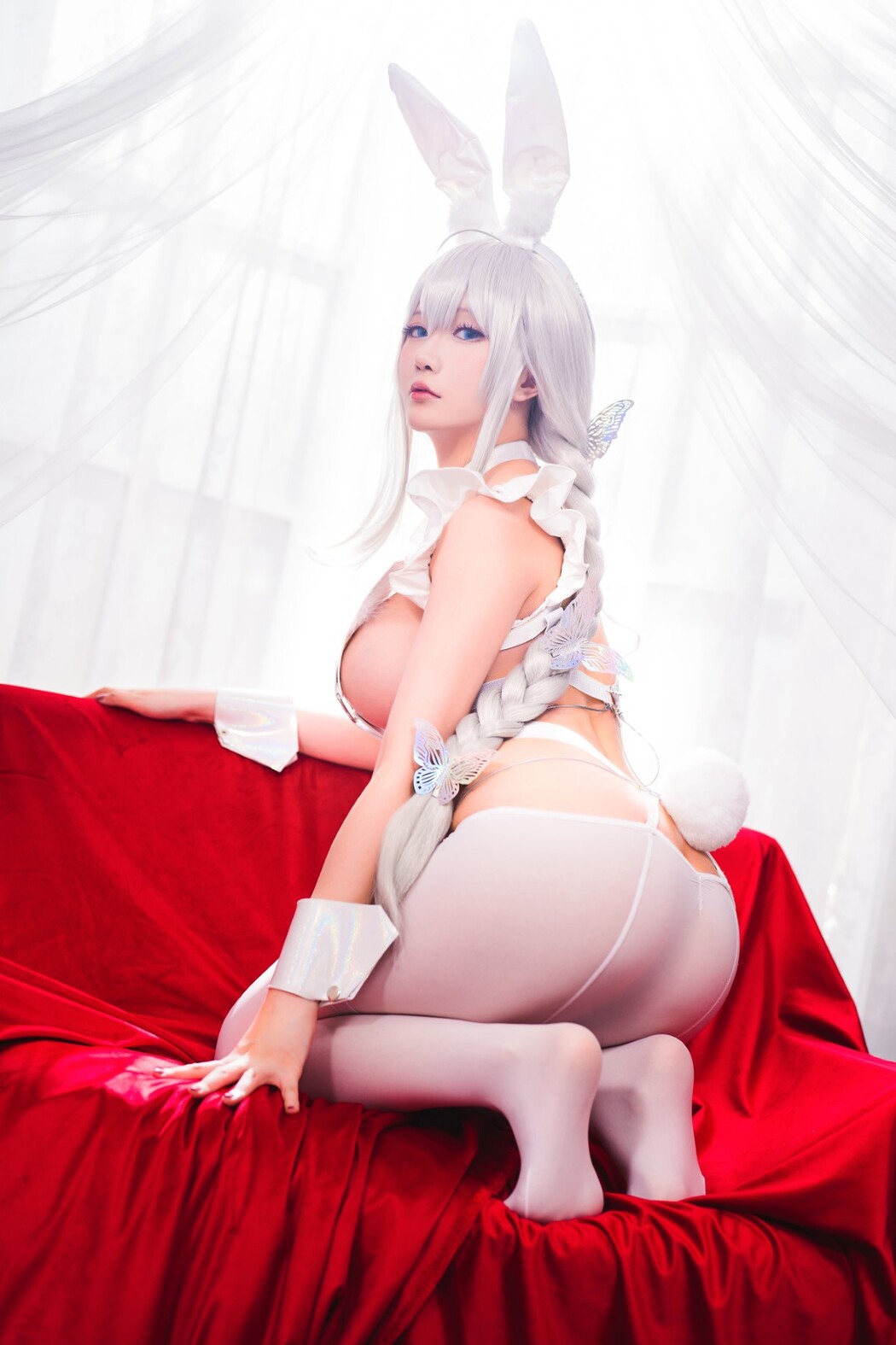 Coser@星之迟迟 Vol.118 恶毒慵懒的白兔