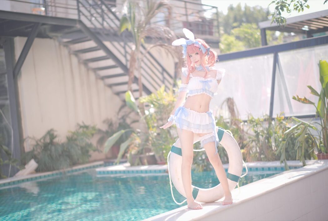 Coser@花柒Hana Vol.004 夏日甜芯泳装写真