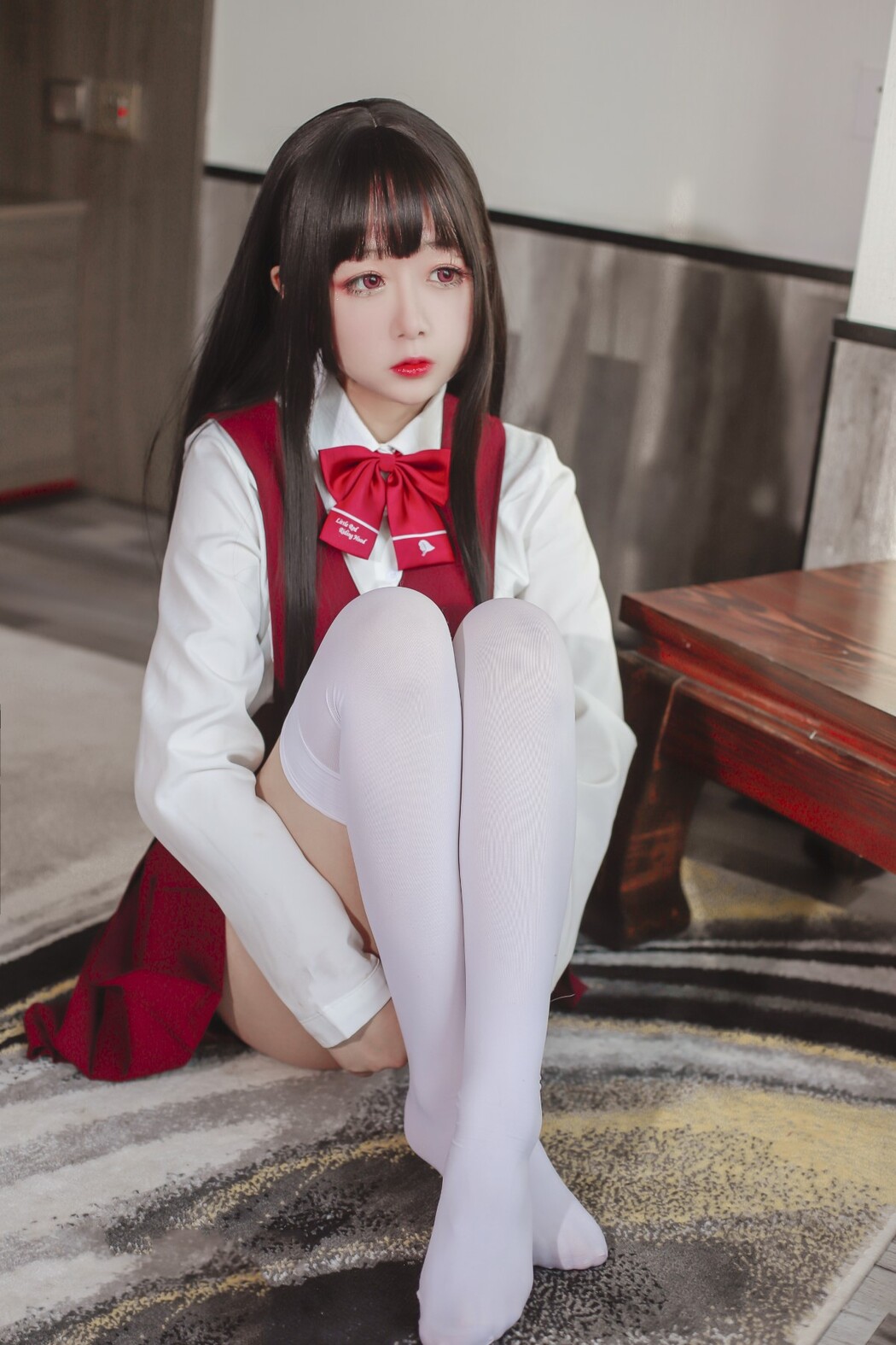 Coser@日奈娇 Vol.037 JK少女红裙