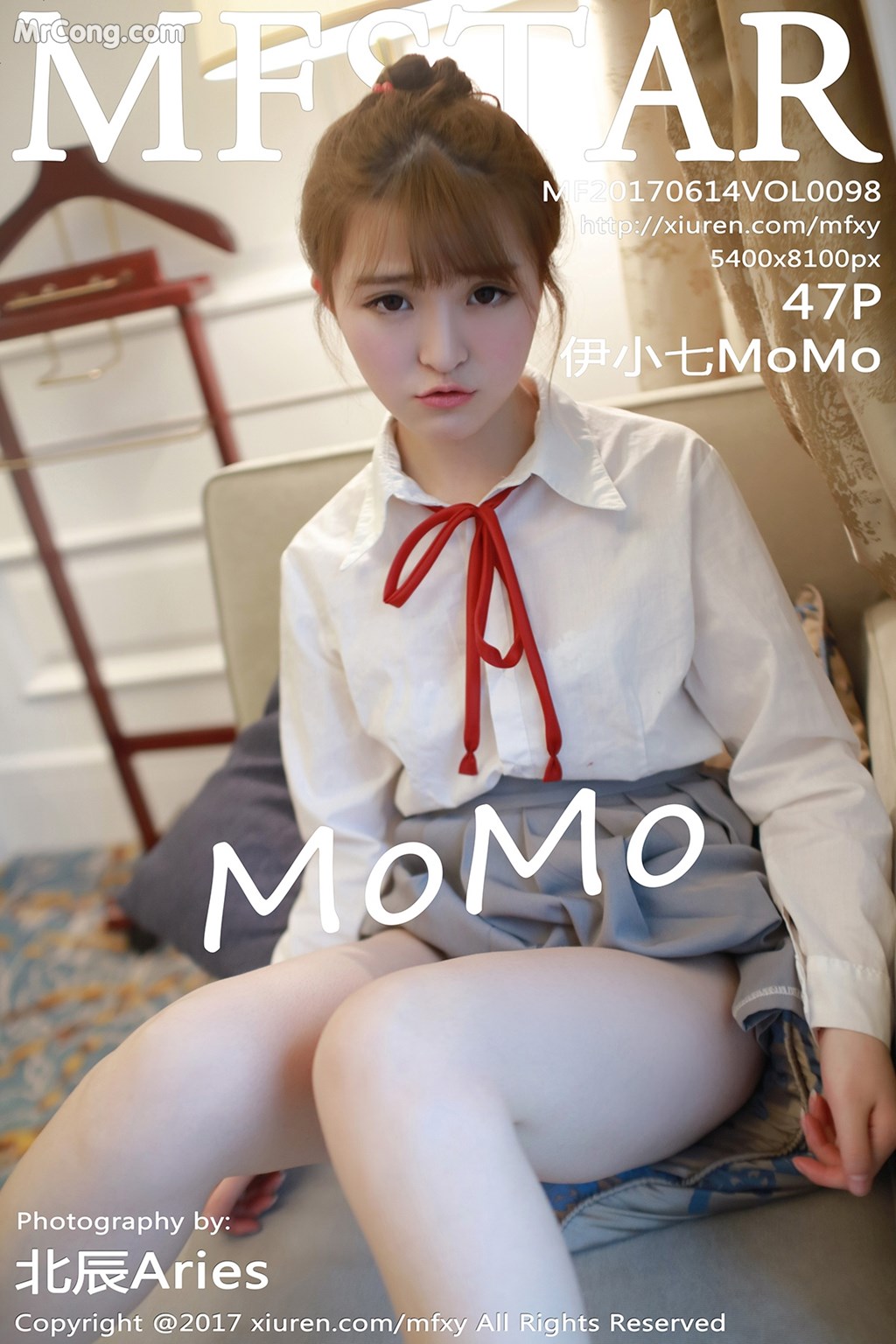 [MFStar] Vol.098: MoMo (伊小七) (47 images) Cover Photo