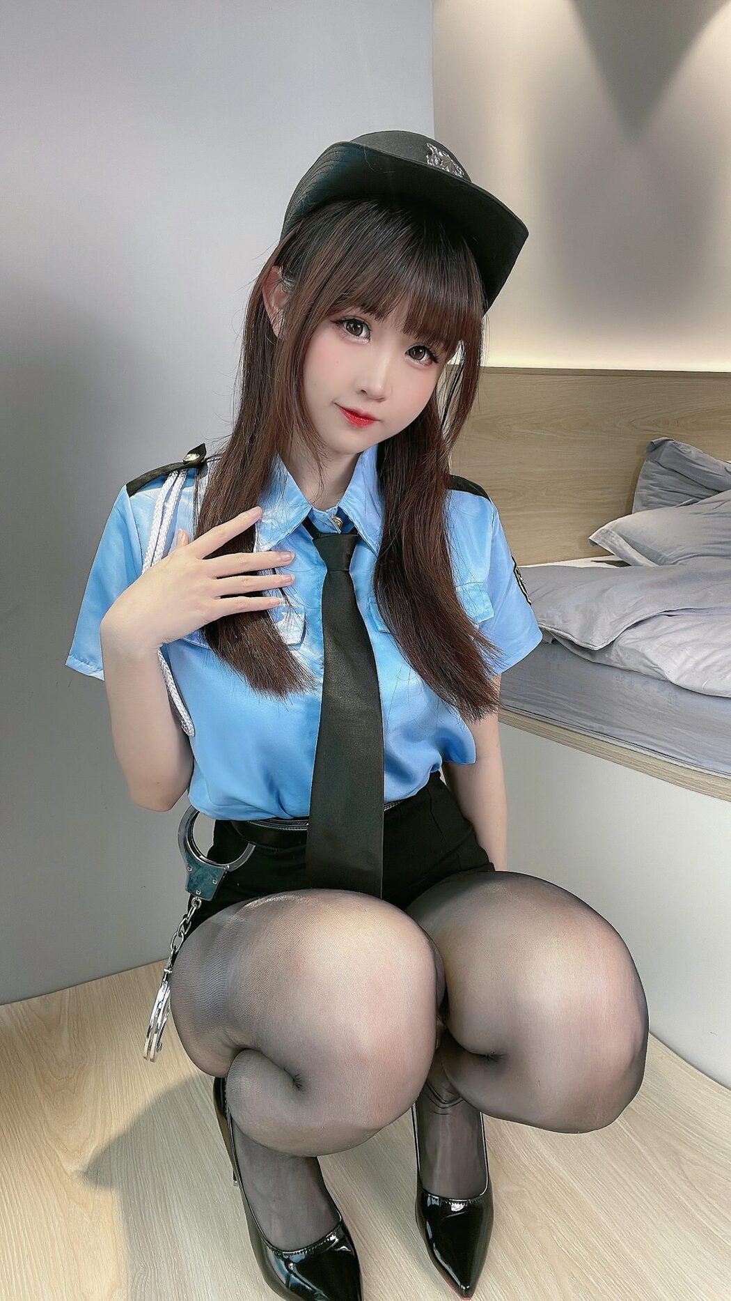 Coser@miko酱ww Vol.002 女警制服