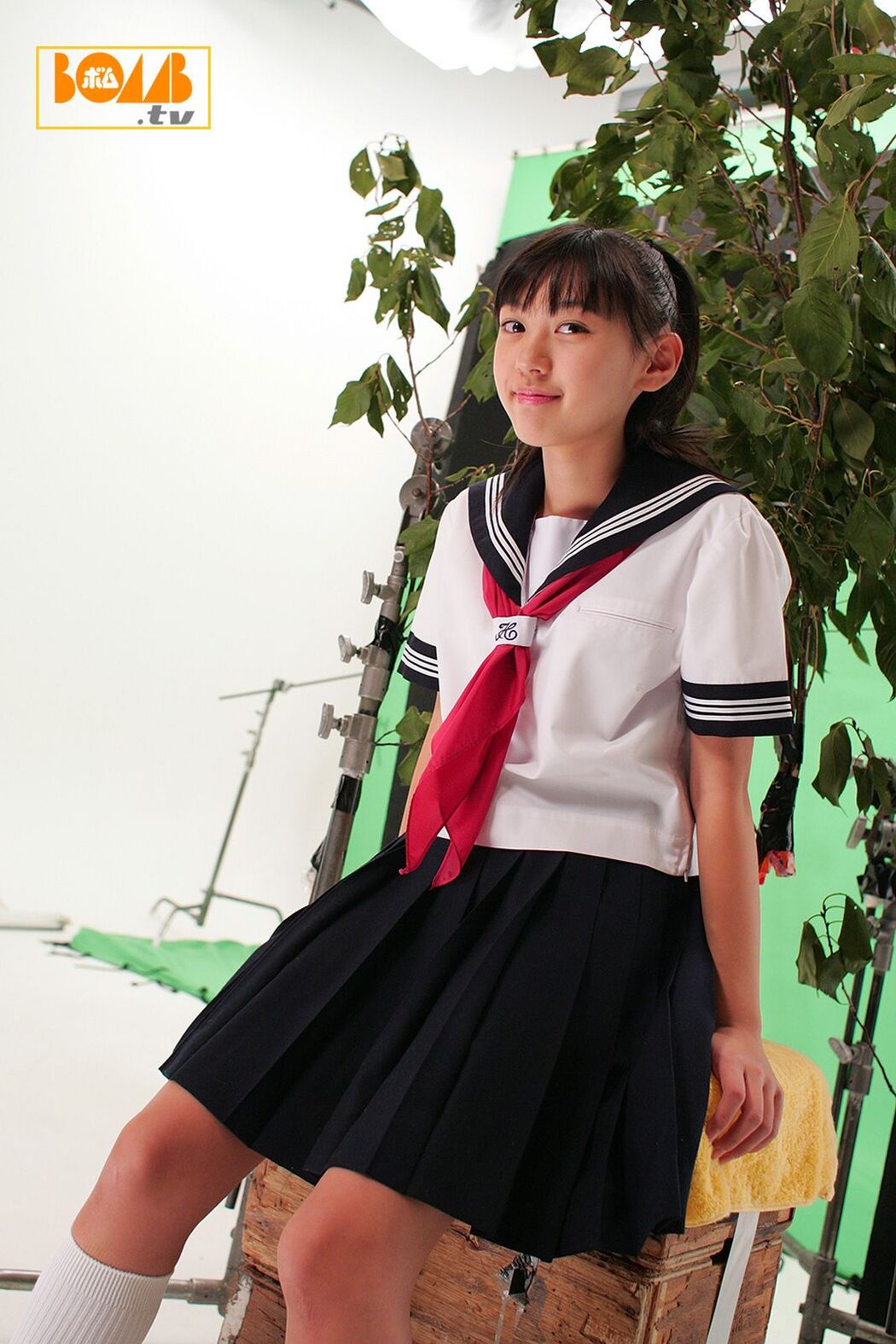 [Bomb.TV] Suika Japanese Loli Girl 3 Cover Photo