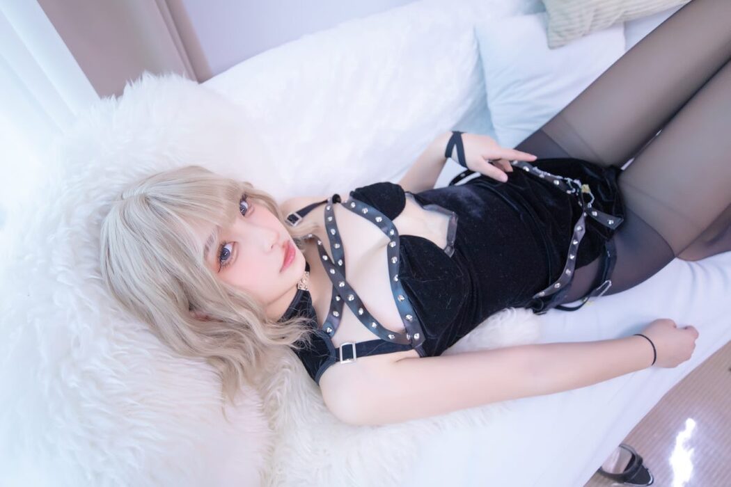 Coser@神楽坂真冬 Vol.100 黑丝旗袍