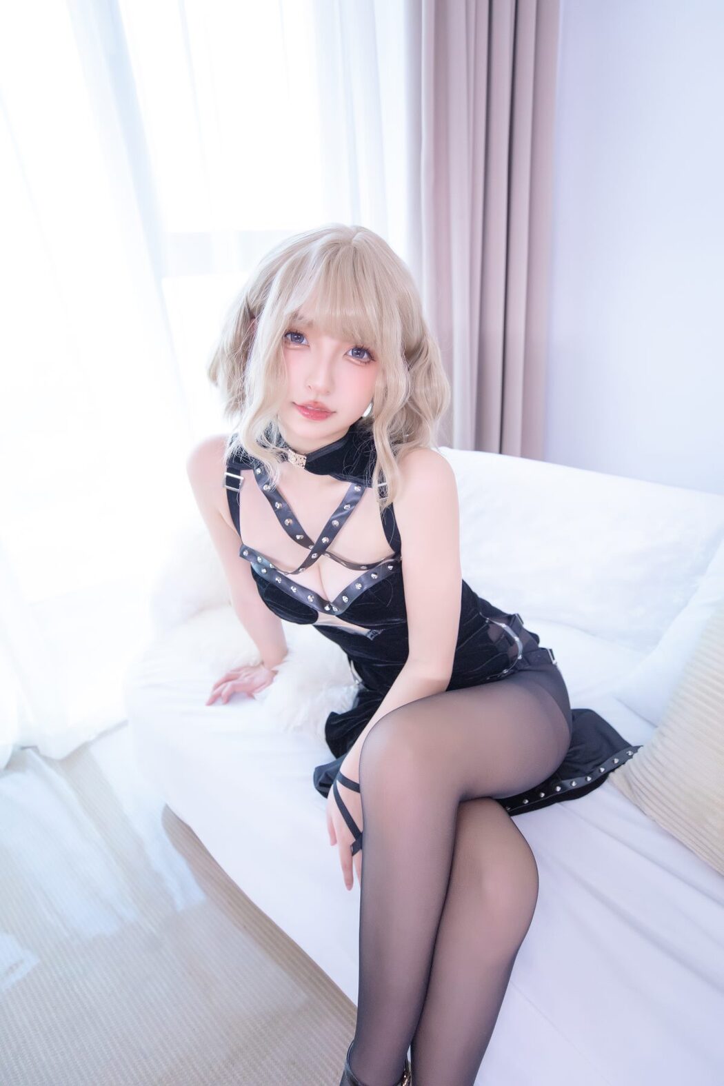 Coser@神楽坂真冬 Vol.100 黑丝旗袍