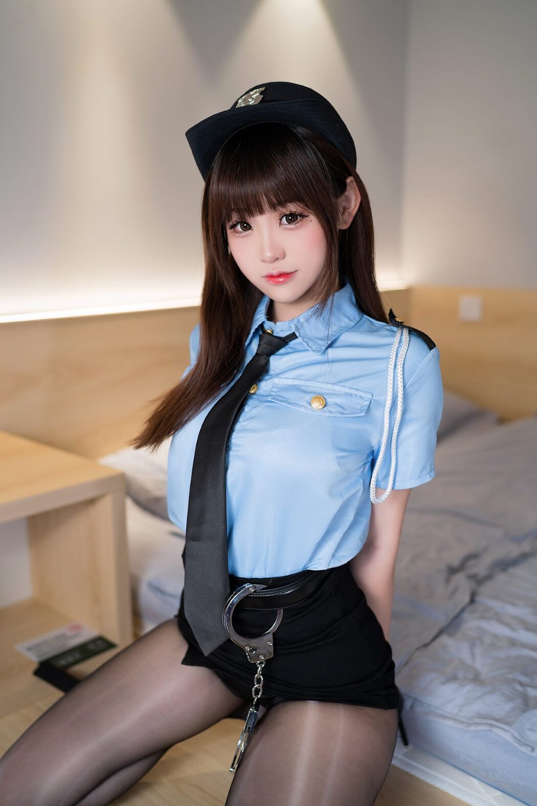 Coser@miko酱ww Vol.002 女警制服