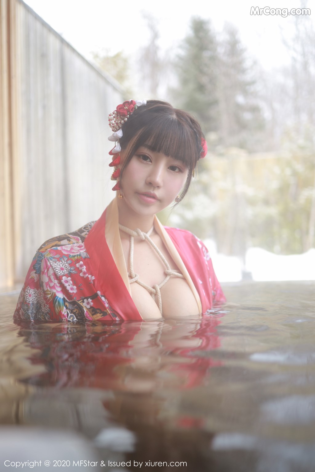 [MFStar] Vol.249: Zhu Ke Er (朱可儿Flower) (61 images)