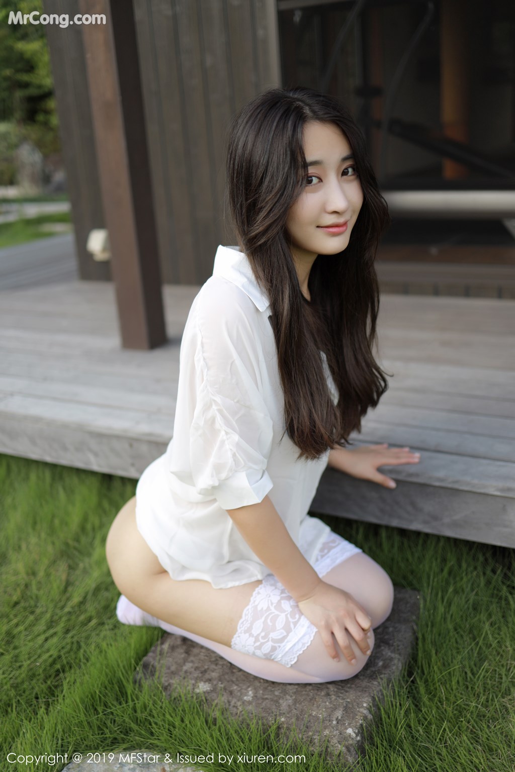 [MFStar] Vol.219: Betty林子欣 (54 images)