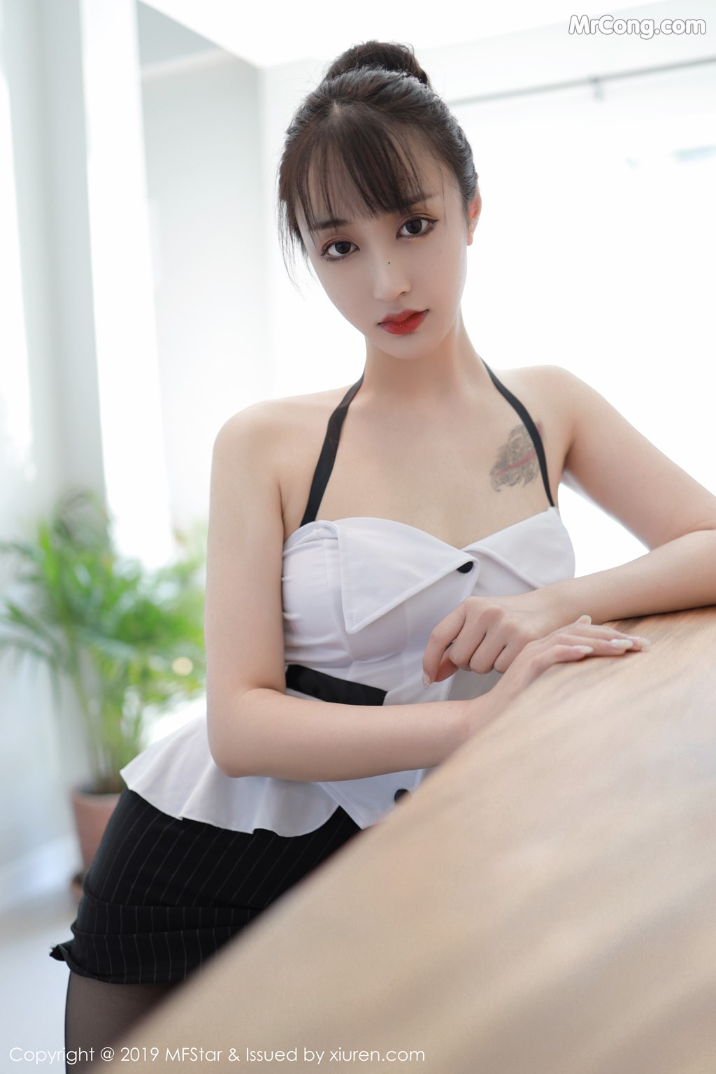 [MFStar] Vol.238: Betty林子欣 (52 images)