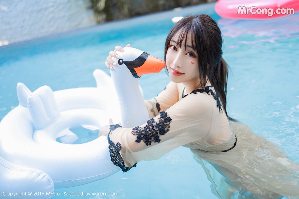 [MFStar] Vol.230: Betty林子欣 (63 images)