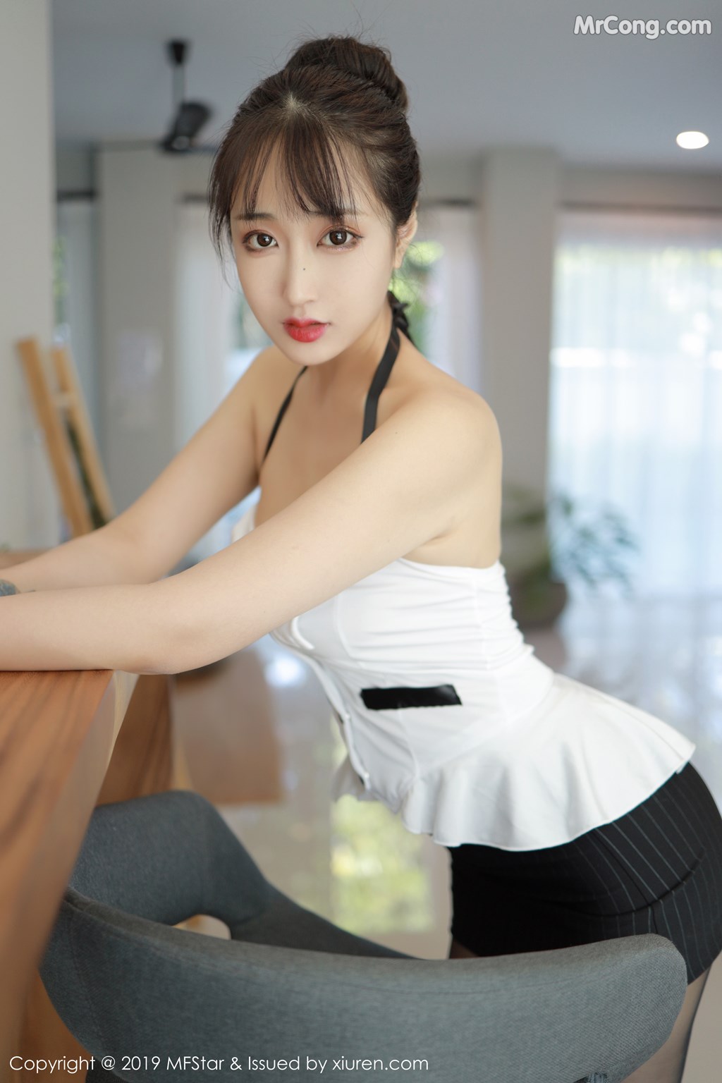 [MFStar] Vol.238: Betty林子欣 (52 images)