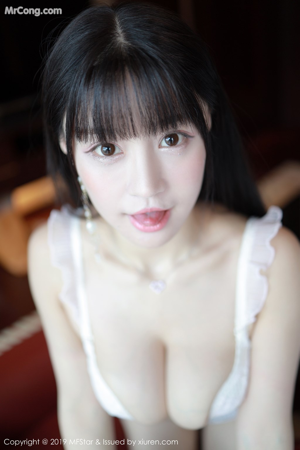 [MFStar] Vol.217: Zhu Ke Er (Flower朱可儿) (91 images)