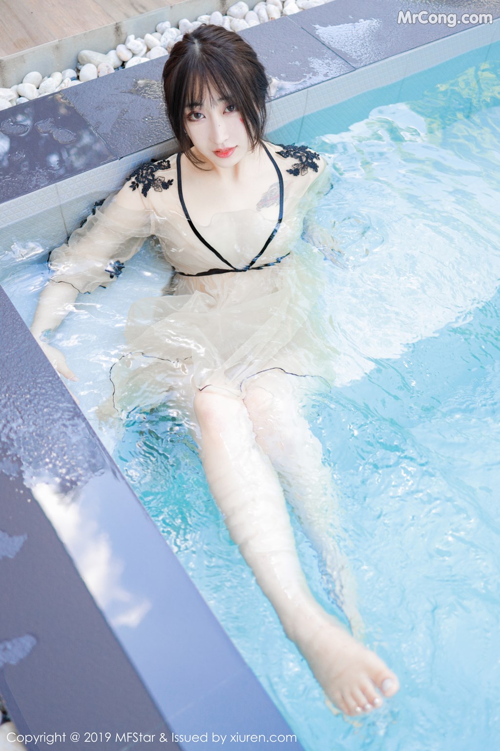 [MFStar] Vol.230: Betty林子欣 (63 images)