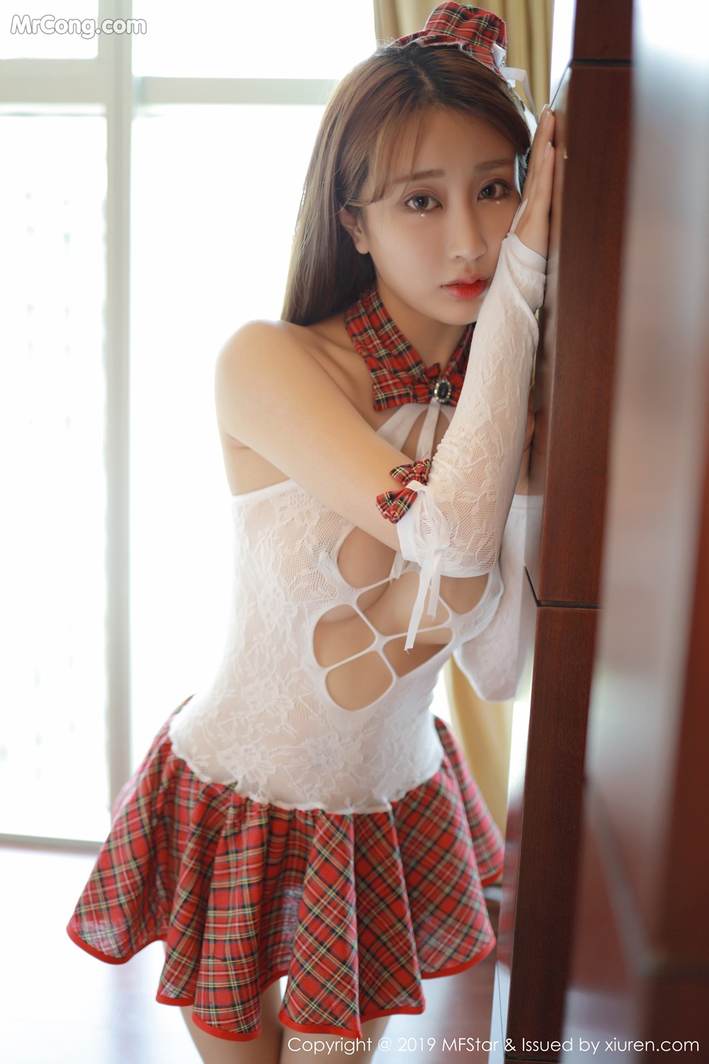 [MFStar] Vol.208: Betty林子欣 (44 images)