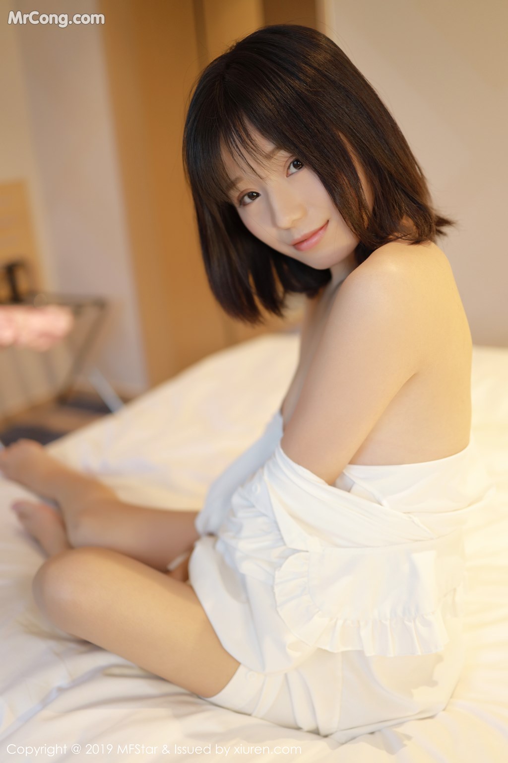 [MFStar] Vol.203: Baileys 香儿 (67 images)