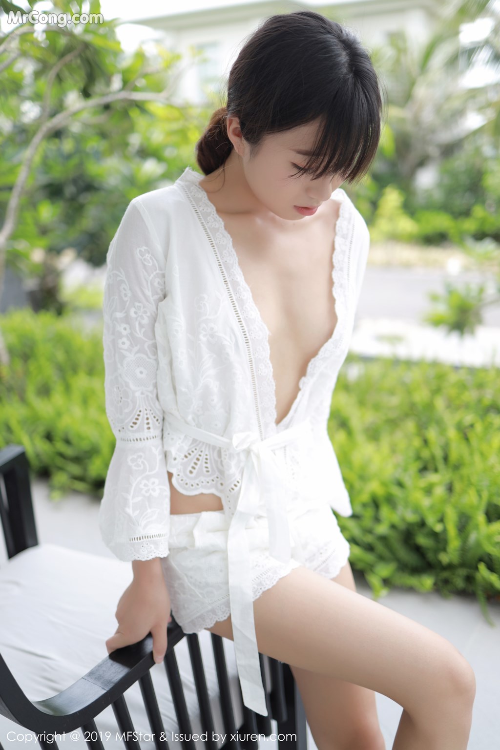 [MFStar] Vol.192: Cang Jing You Xiang (仓井优香) (41 images)