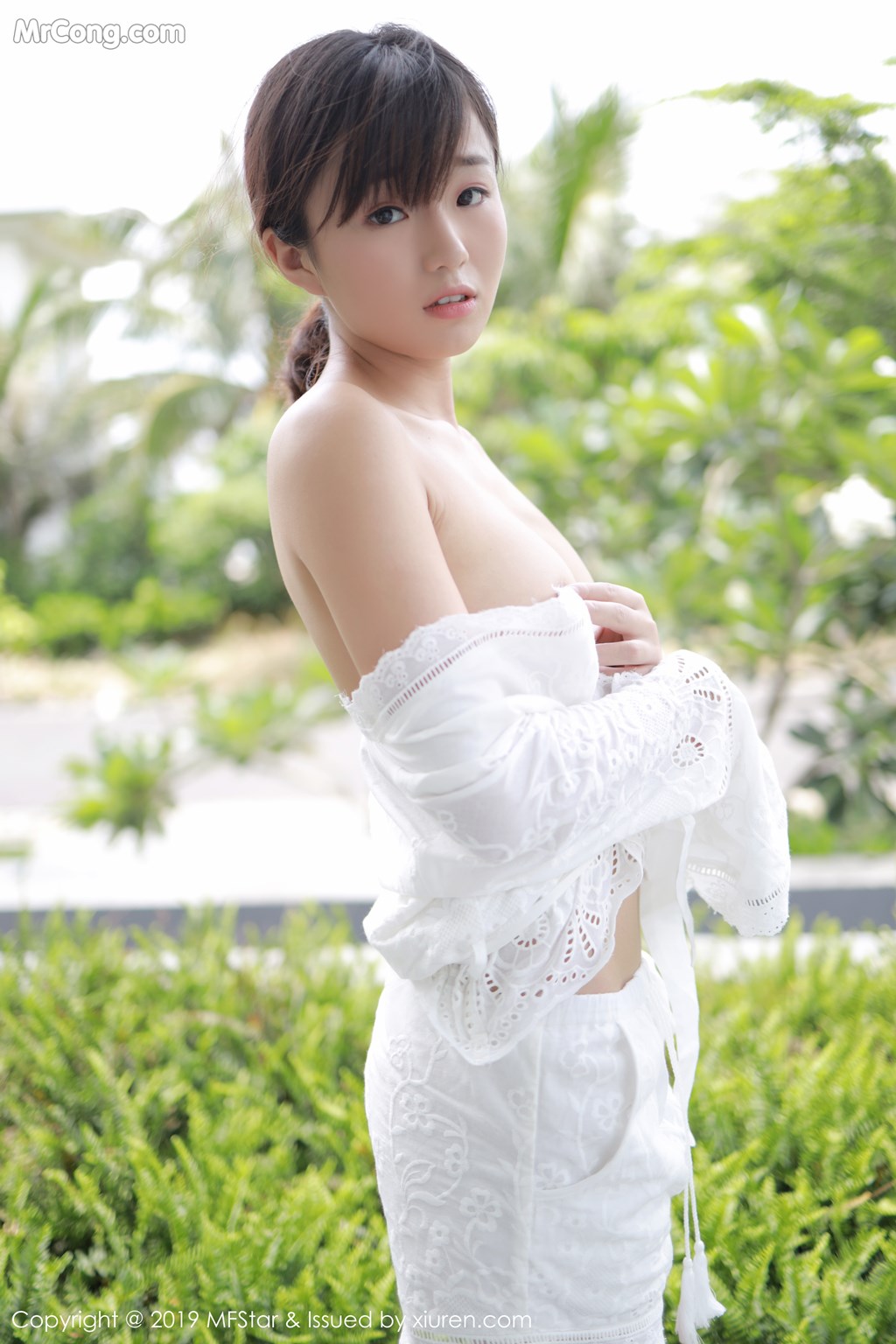 [MFStar] Vol.192: Cang Jing You Xiang (仓井优香) (41 images)