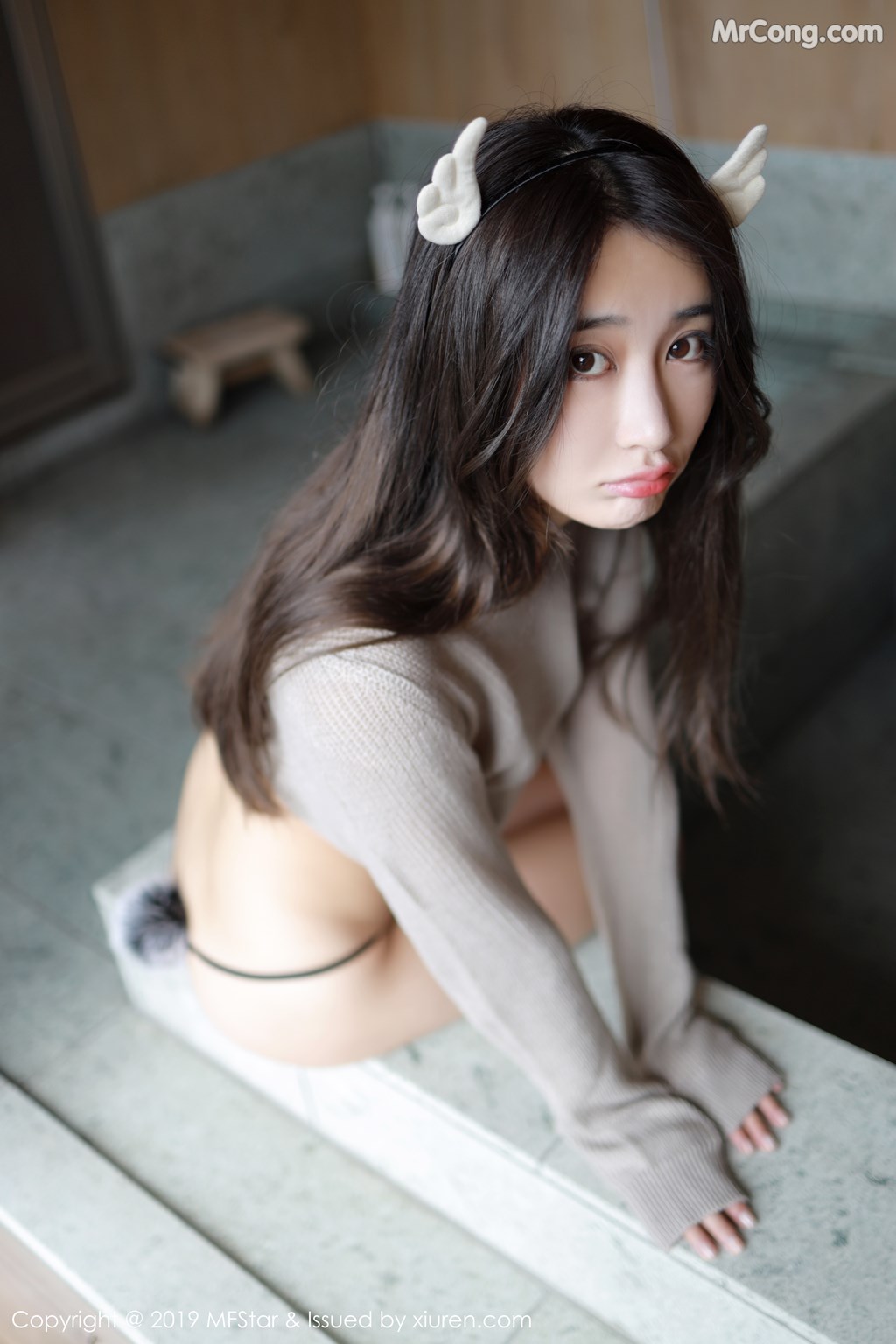 [MFStar] Vol.212: Betty林子欣 (52 images)