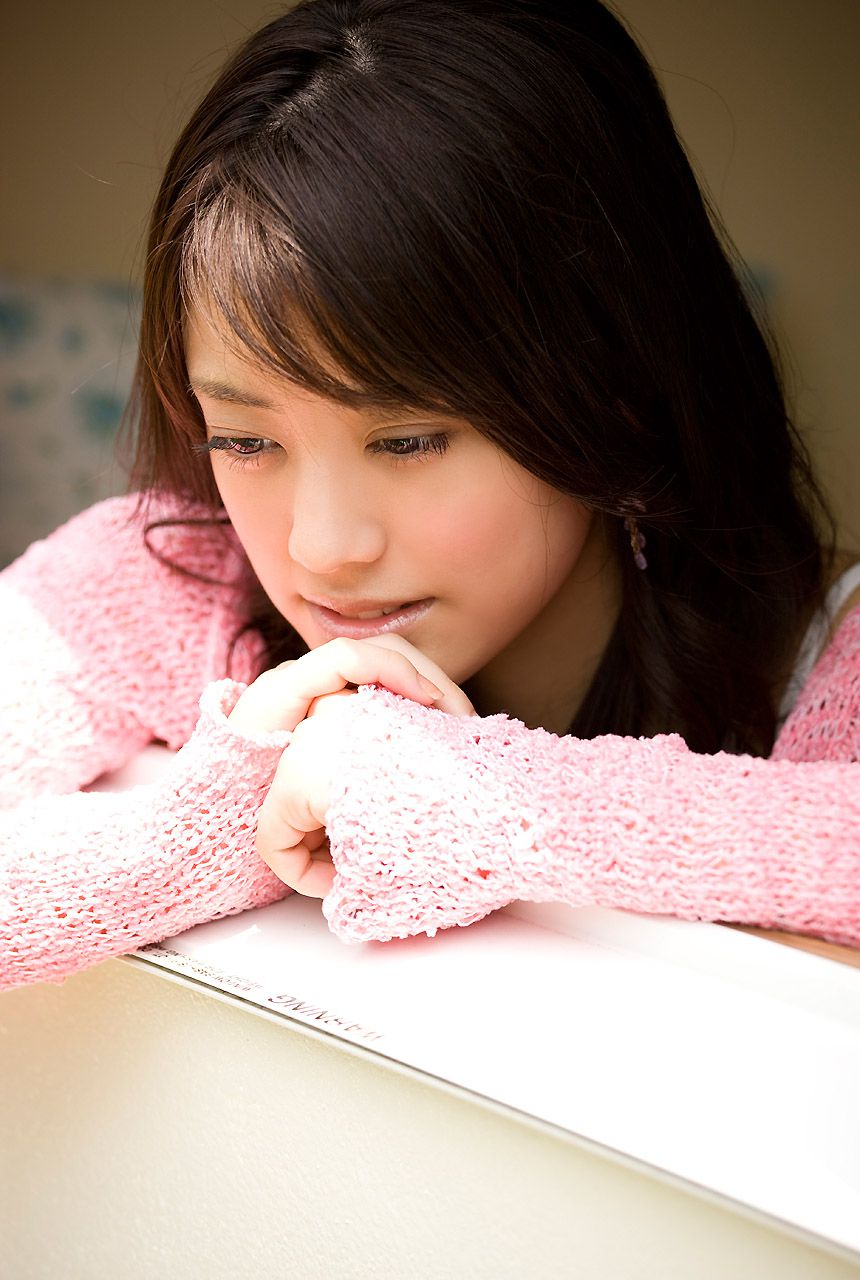 Saki Fukuda "Cherry Blossom" [Image.tv]