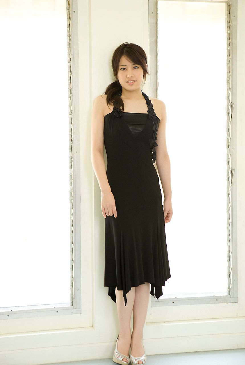 Saki Fukuda "Cherry Blossom" [Image.tv]