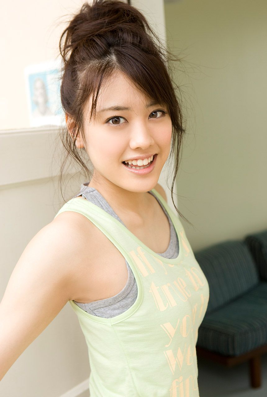 Saki Fukuda "Cherry Blossom" [Image.tv]