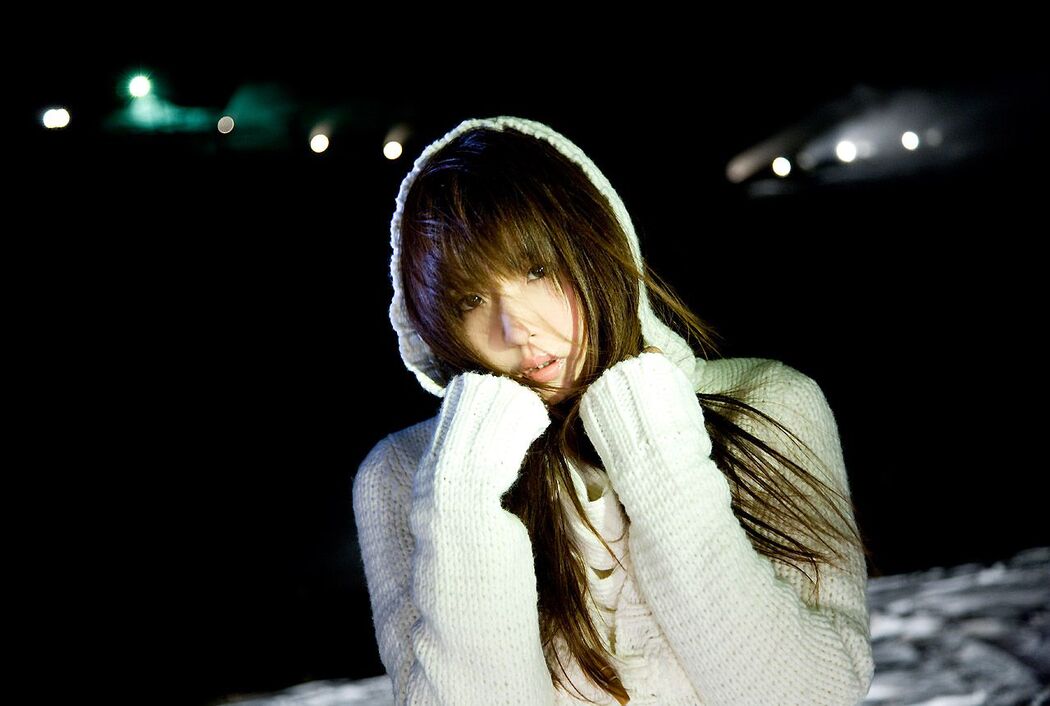 Aya Nakata "White Beat" [Image.tv]