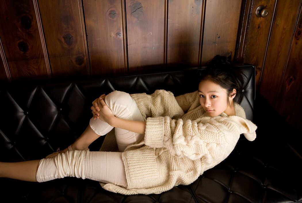 Shiori Kutsuna "Smile Again" [Image.tv]